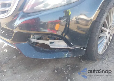 2015 Mercedes-Benz C 300 Luxury 4Matic из США, поврежденный, VIN 55SWF4KB8FU039507